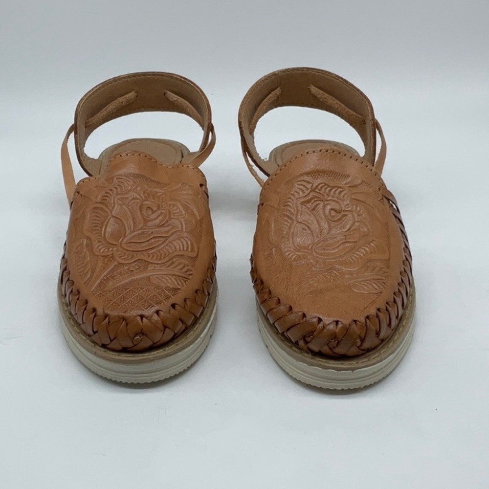 Calzado Primaveral sandal with ankle strap - Picture 2 of 10